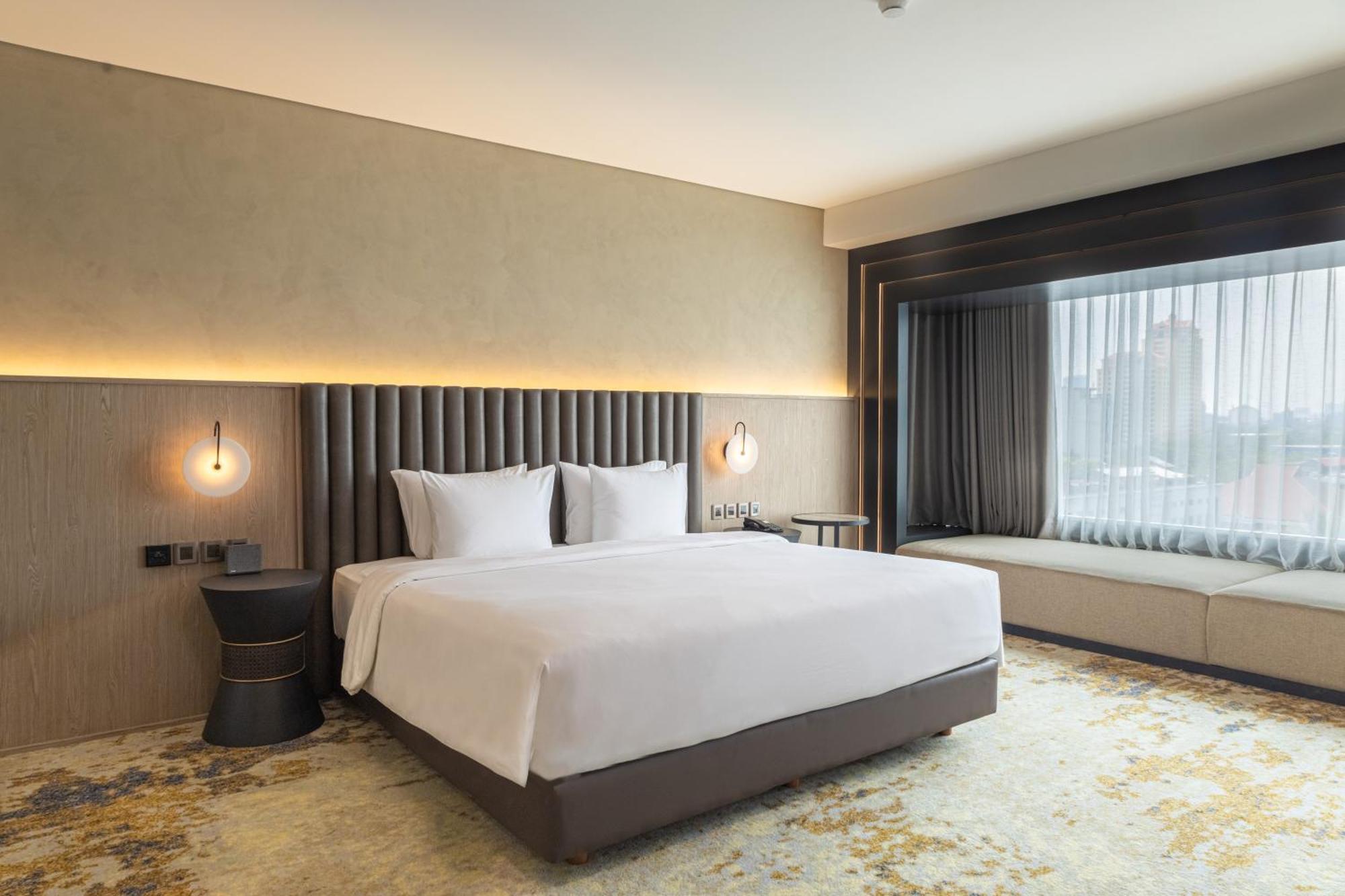 Mangkuluhur Artotel Suites Jakarta Ngoại thất bức ảnh