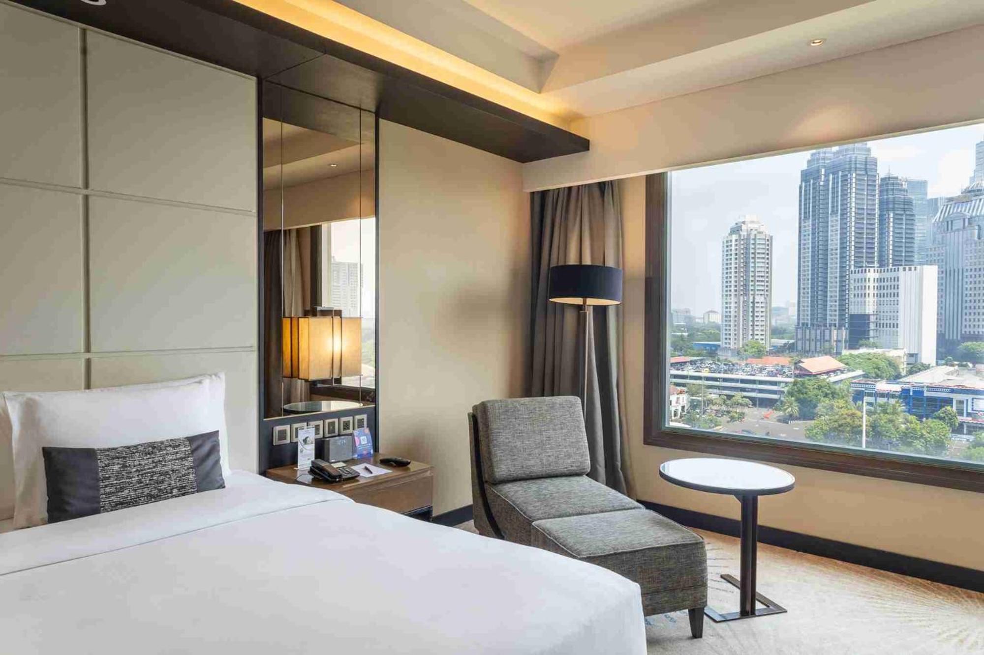 Mangkuluhur Artotel Suites Jakarta Ngoại thất bức ảnh